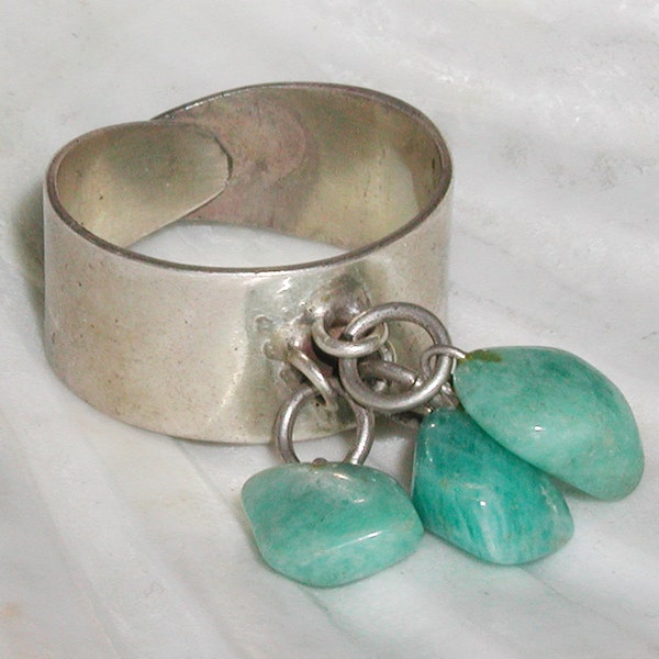 Gorgeous Vintage 70's Signed MEXICO925 Sterling Silver 3 Turquoise Cluster Nuggets Dangle Charm Ring - Adjustable Size 7 Cigar Band Style