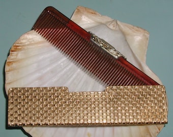 Superb Ornate Vintage Art Deco Sapphire Gold Gilt Basket Weave Design Comb Case Tortoise Shell Flip Comb