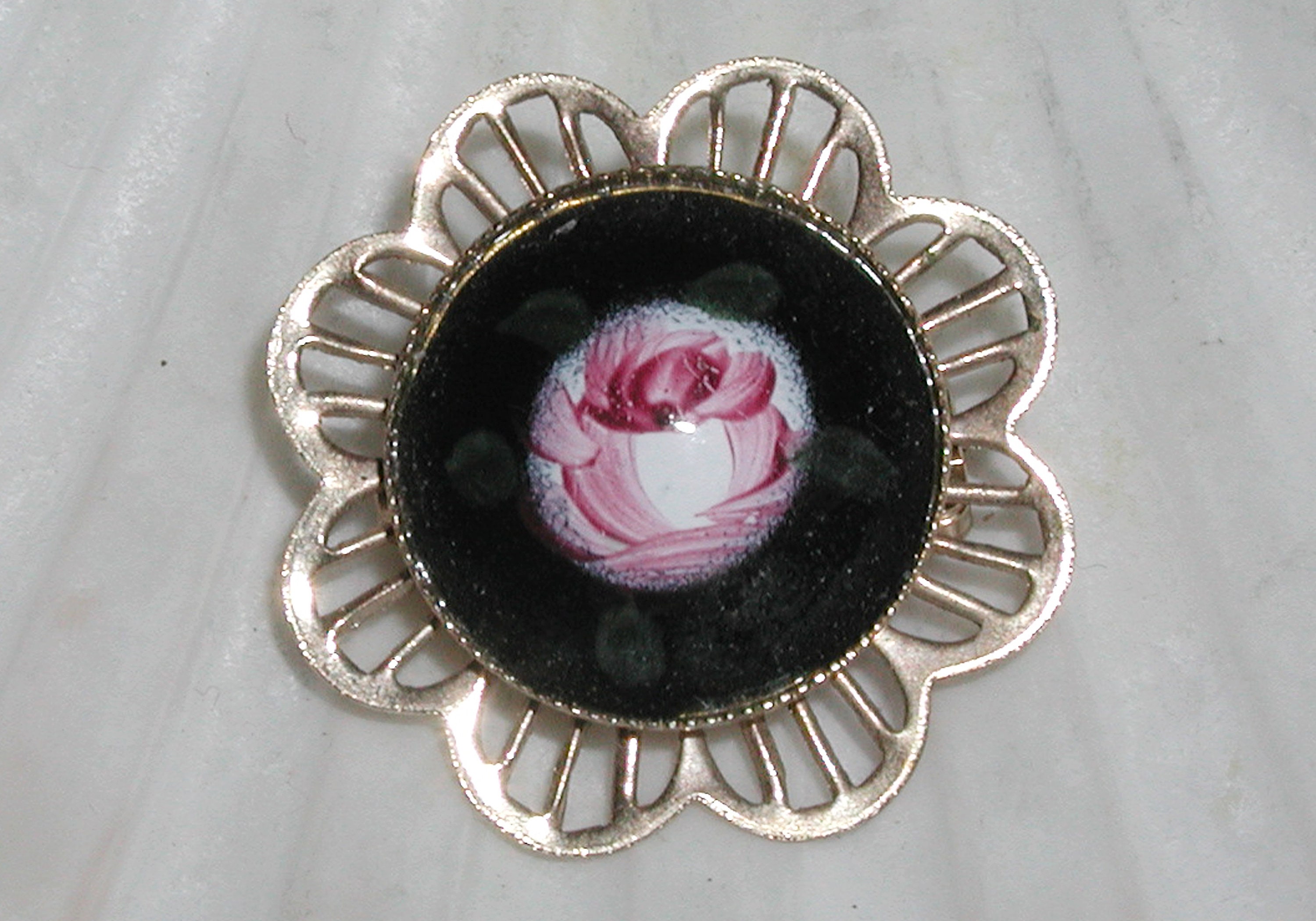 Sweet Vintage Guilloche Hand Painted Pink Rose Black Enamel Lacey Gold ...