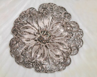 Large 2-3/4" Spectacular Vintage 1940's Tiered 3D Spun 800 Silver Filigree Flower Brooch Pin