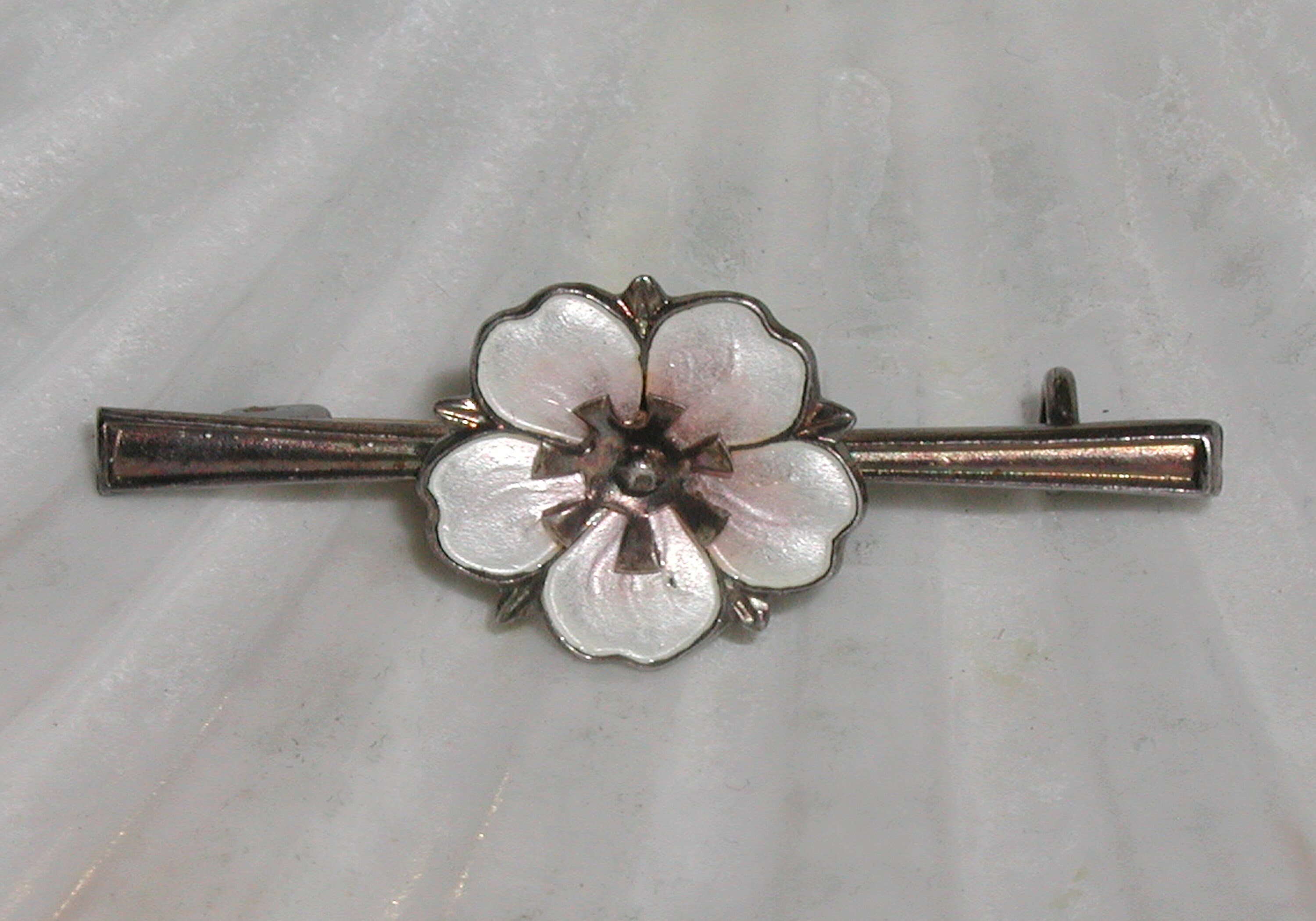 Beautiful Vintage Hroar Prydz Deco Guilloche Enamel Signed STERLING Made In Norway Trumpet Flower Morning Glory Dogwood C-Clasp Brooch Pin