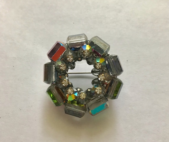Vintage Aurora Borealis Purple/Gray Circle Pin