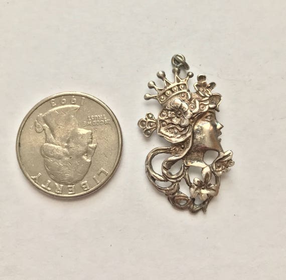 Vintage Sterling Silver Queen Goddess Pendant - image 3