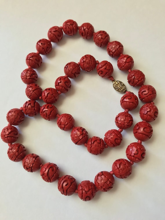 Vintage Chinese Export Carved Cinnabar Bead Neckla