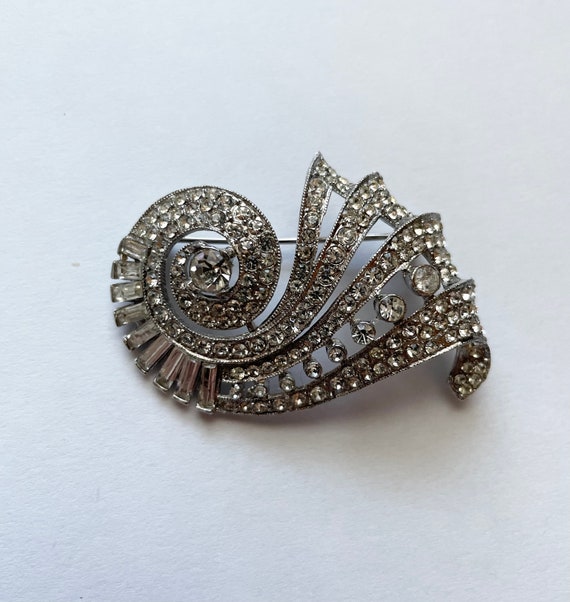 Vintage Clear Rhinestone Pin Brooch - image 1