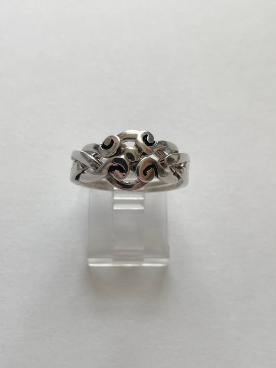 Vintage Sterling Silver Puzzle Ring size 8