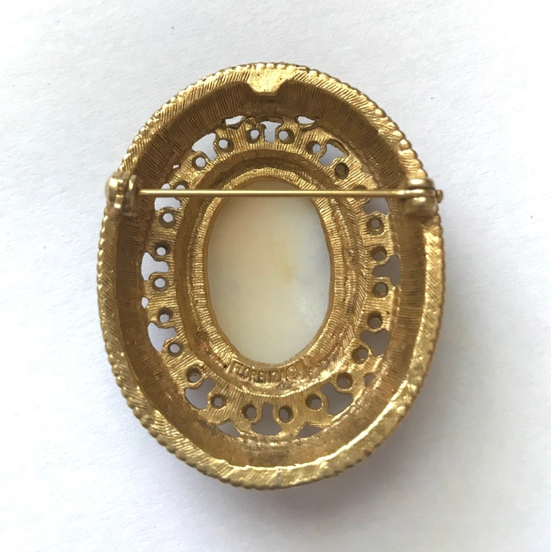 Vintage Florence Carved Cameo Pin