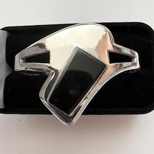 Vintage Sterling Silver Mexico Onyx Hinged Heavy Bangle Bracelet