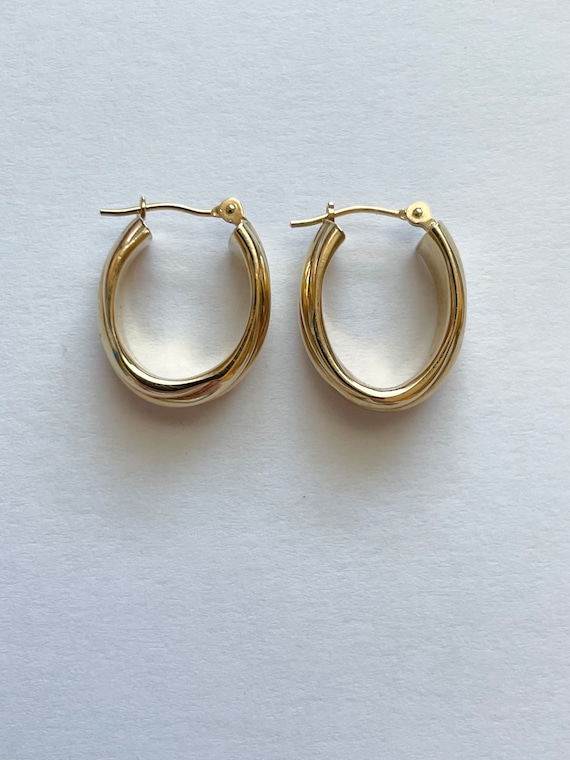 Vintage 14 K Yellow Gold Hoop Earrings