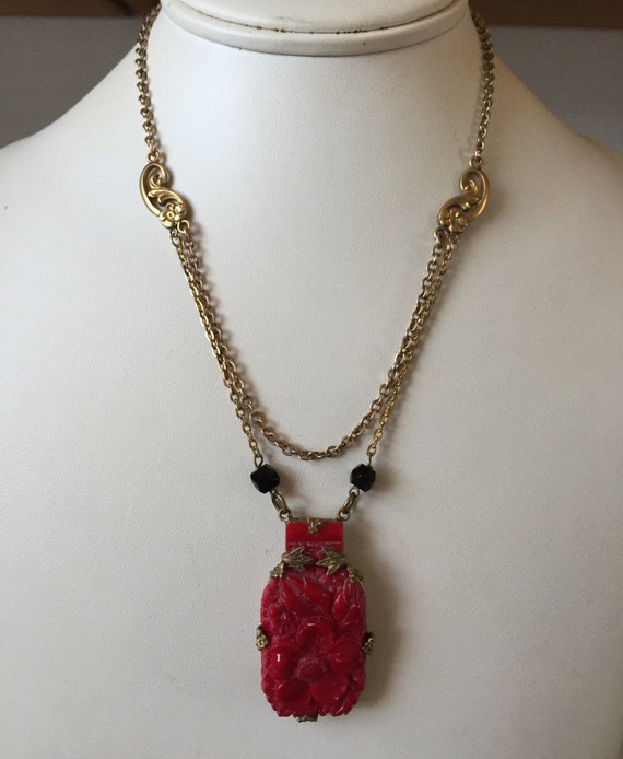 Art Nouveau Red Molded Glass Pendant Necklace