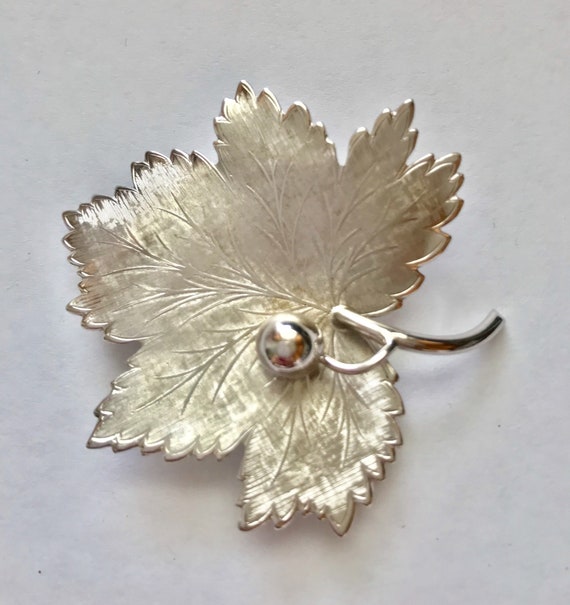 Vintage Sterling Silver Binder Brothers Leaf Pin … - image 1