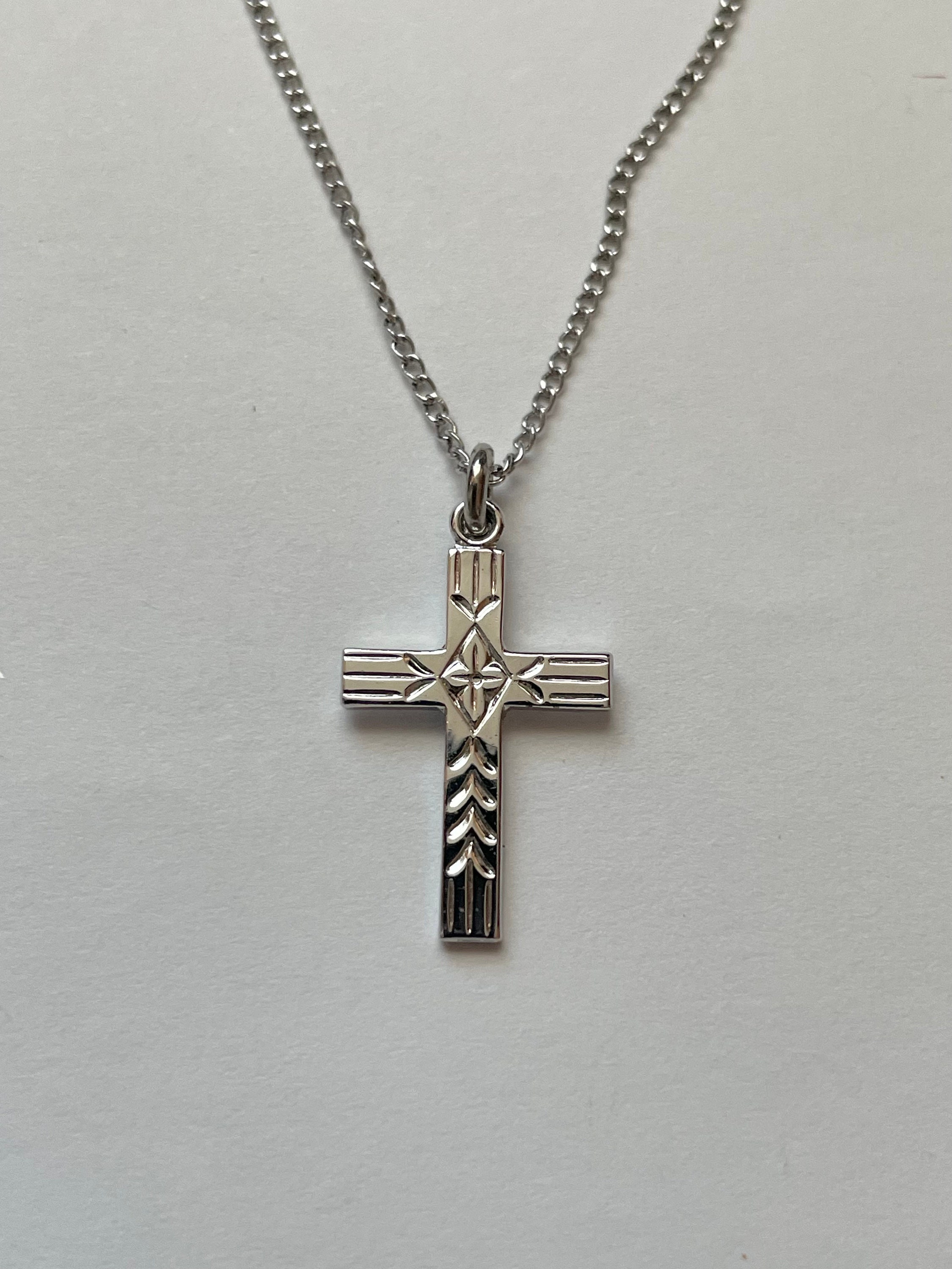 ヴィンテージ スターリングシルバー エッチング クロス ネックレス
