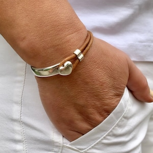 Leather Wrap Women Bracelet: Silver Plated Heart Clasp, Boho Style