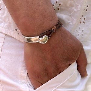Womens leather bracelets best sale etsy
