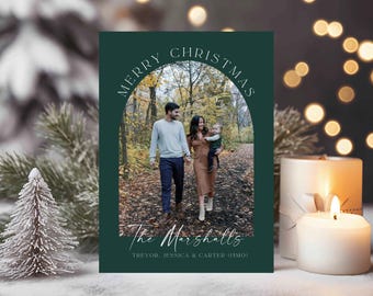 Sjabloon wintergroene familiefotokerstkaart (canva-pdf)
