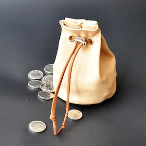 Leather Dice Bag, Vintage Coin Pouch, Handmade Leather Pouch for DnD, LARP, Medieval Style Drawstring Bag, Leather Drawstring Pouch