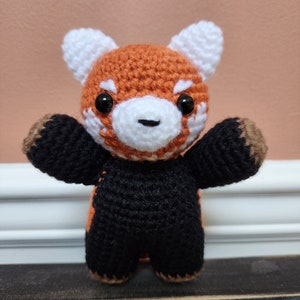 Hugging Mini Red Panda Crochet Pattern - Digital Pattern Only