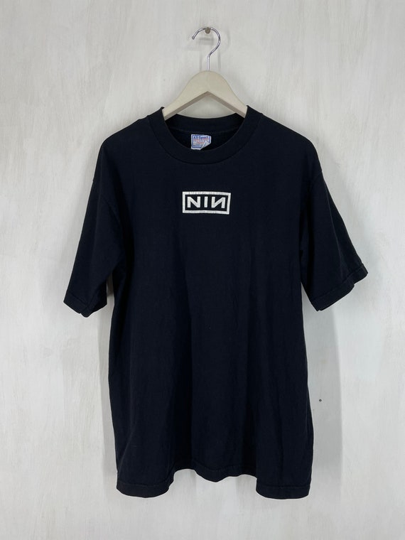 Vintage 90s Nine Inch Nails NIN band tee L