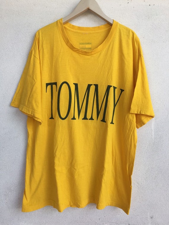 tommy hilfiger big logo shirt
