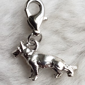 German Shepherd Charm | German Shepherd Jewelry | German Shepherd Mom Gift | Sterling Silver Plated Pewter