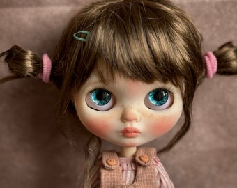 SOLDOUT Custom Blythe Doll with Jointed Neck and Body