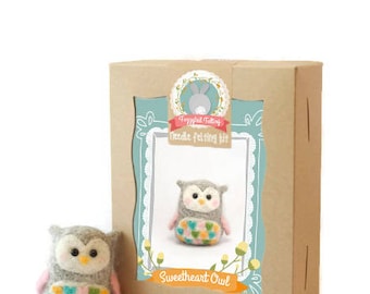 Complete Needle Felting Gift Set DEAL!  Best Starter Set + Your Choice Animal Felting Kit // Needle Felt for Beginners // Cute Crafting Gift