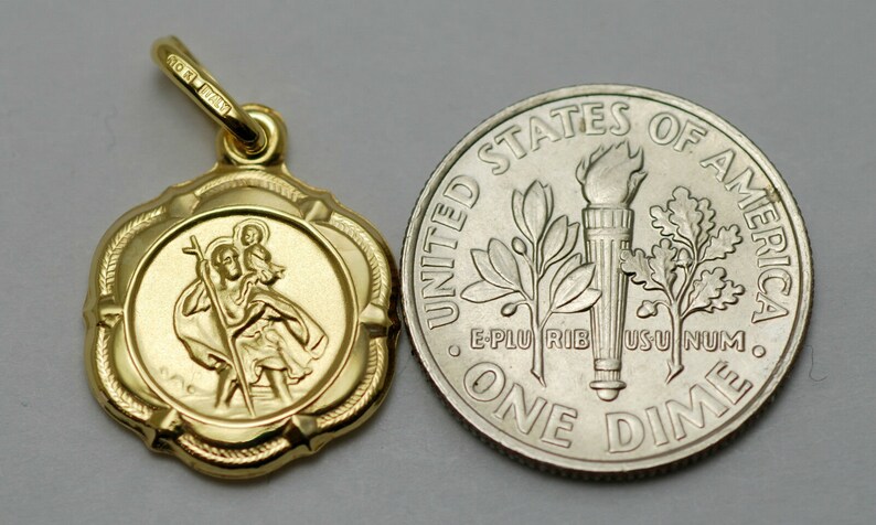Chridtopher medal pendant 10K gold 14.3 mm St