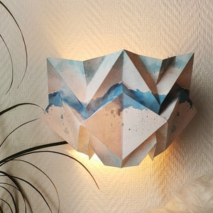Sconce da parete estiva Origami fatta a mano in carta / Lampada da parete / Perfetta per i tuoi interni