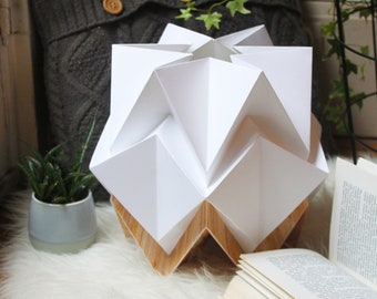 Origami Table Lamp in paper