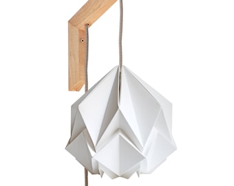 Applique murale - support en bois massif et suspension origami en papier