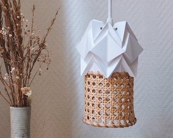 Small ORI pendant light in origami and rattan