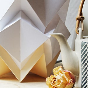 Origami Table Lamp in paper image 7