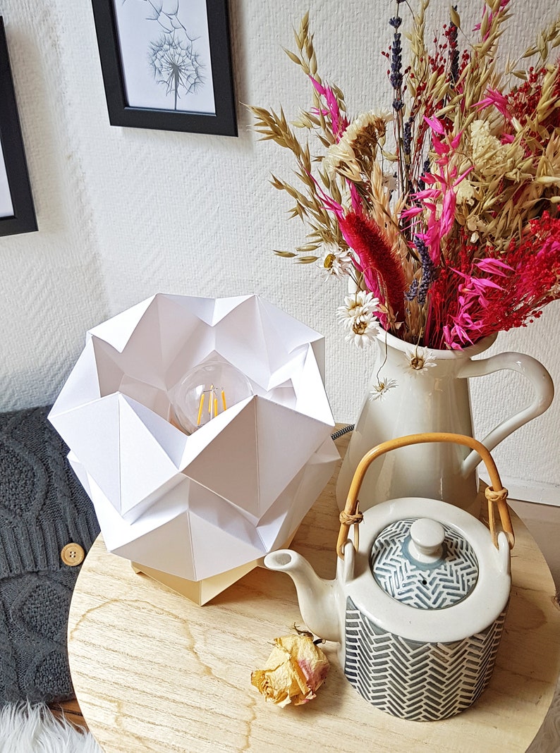 Origami Table Lamp in paper image 6