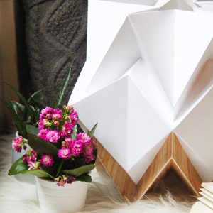 Origami Table Lamp in paper image 3