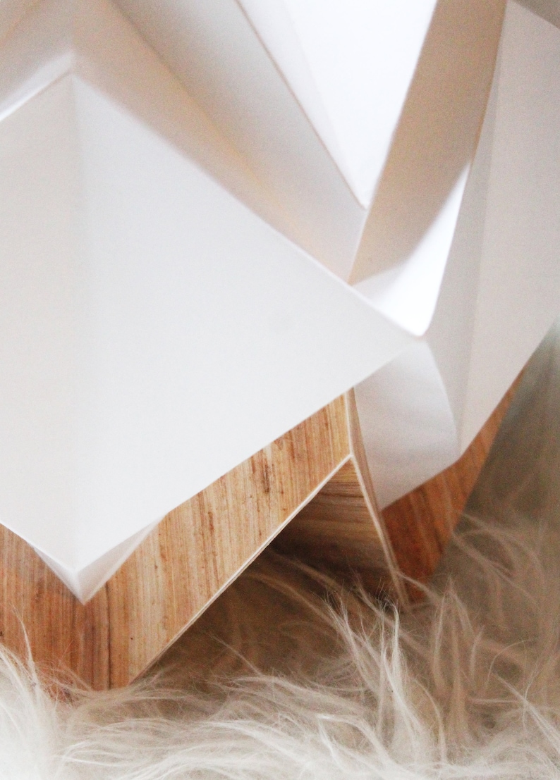 Origami Table Lamp in paper image 7