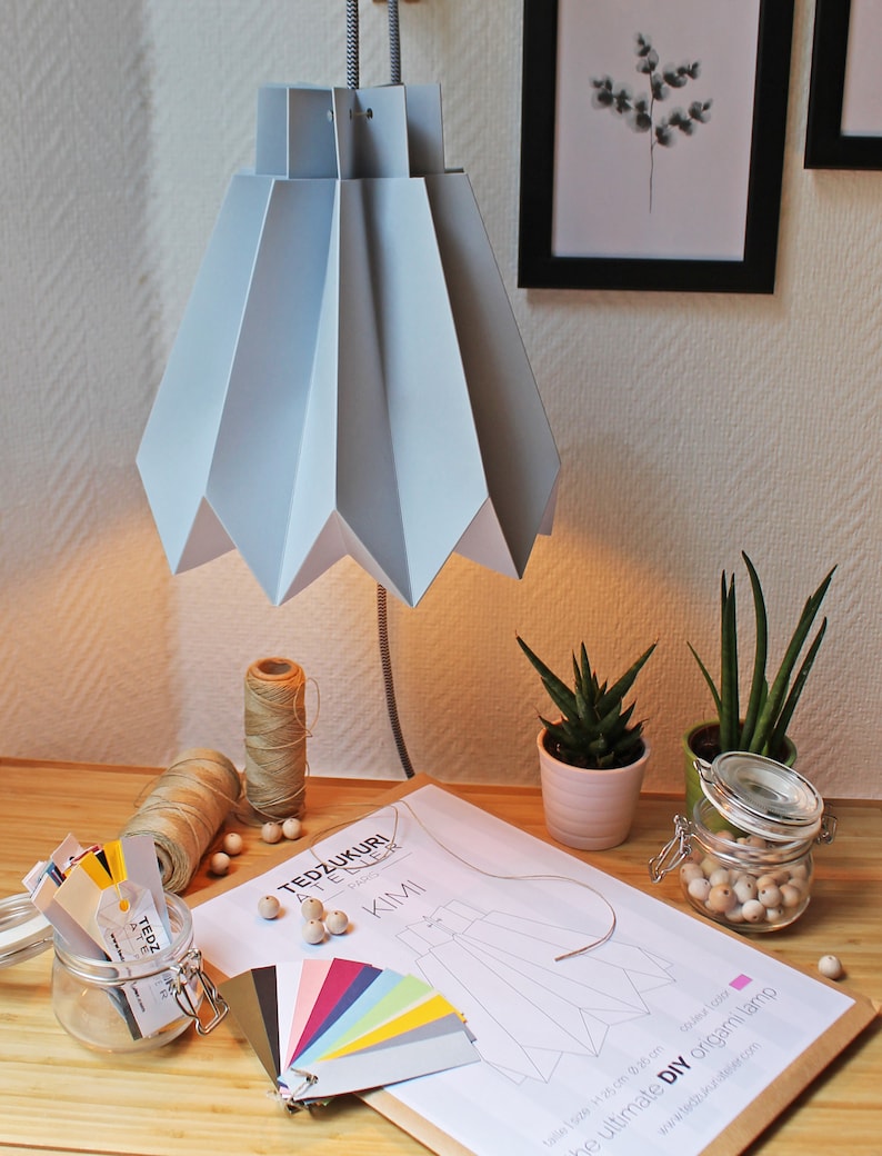 DIY origami lampshade in light grey paper image 3