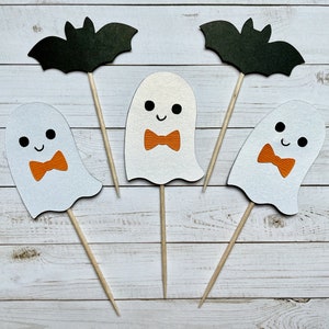 Jongen Ghost Cupcake Toppers, onze kleine Boo draait een partij, Spooky One verjaardag Decor, Halloween verjaardag Cupcake Toppers, Happy Booday