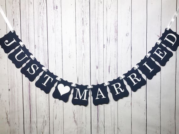 Just Married, Nautical Wedding, Nautical Banner, Navy Blue Wedding, Getaway Sign, Tying the Knot, Beach Wedding Decor, Wedding Car Banner Il_570xn