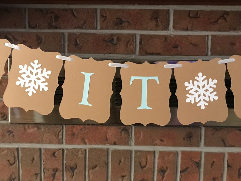 Let it Snow Banner For Fireplace, Rustic Christmas Garland, Let it Snow Snowflake Banner, Holiday Decor For Mantel, Farmhouse Christmas Sign image 3