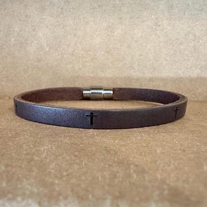 Father&#39;s Day Bracelet,Personalized Skinny Leather Bracelet,Secret Message Cross Religious Wrist Band For Boyfriend,Unisex Confirmation Gift