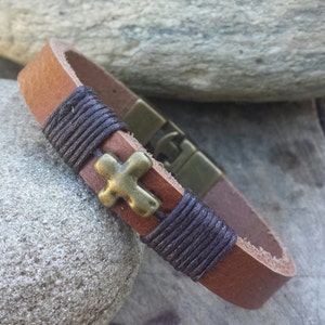 FREE SHIPPING-Personalized Christian Gift for Men,  Religious Lreather Bracelet, Confirmation Gift, Bracelet For Men, Leather Cross Bracelet