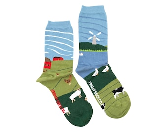 Damensocken | Scheunhof Szene | Friday Sock Co Mismatched Socken | Süße Socken | Bauernhof Socken | Entensocken | Süßes Geschenk | Geschenke für Sie