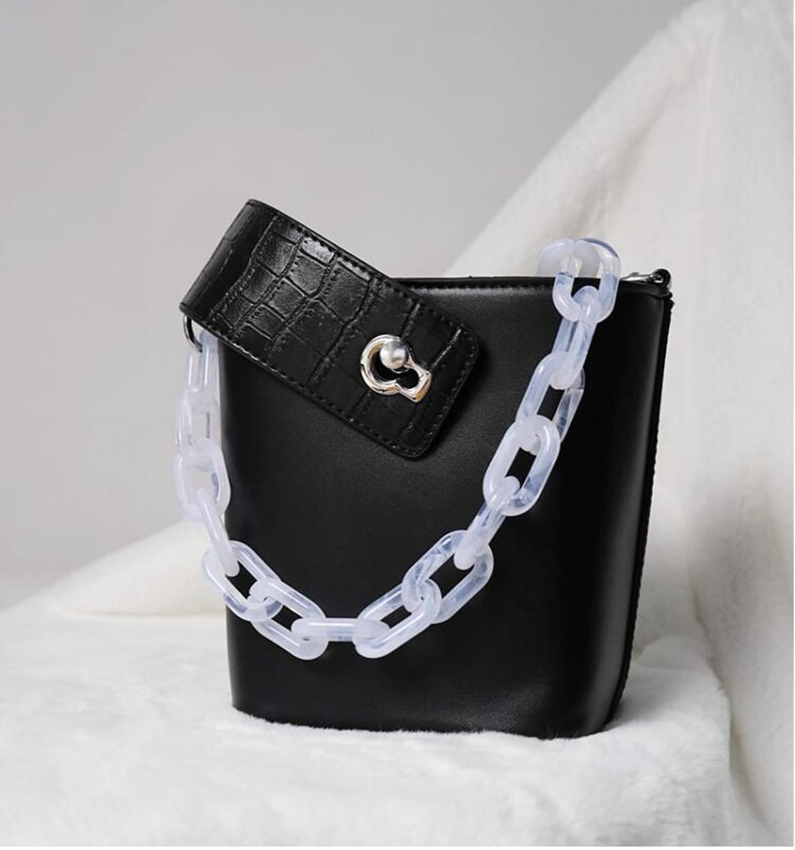acrylic chain purse