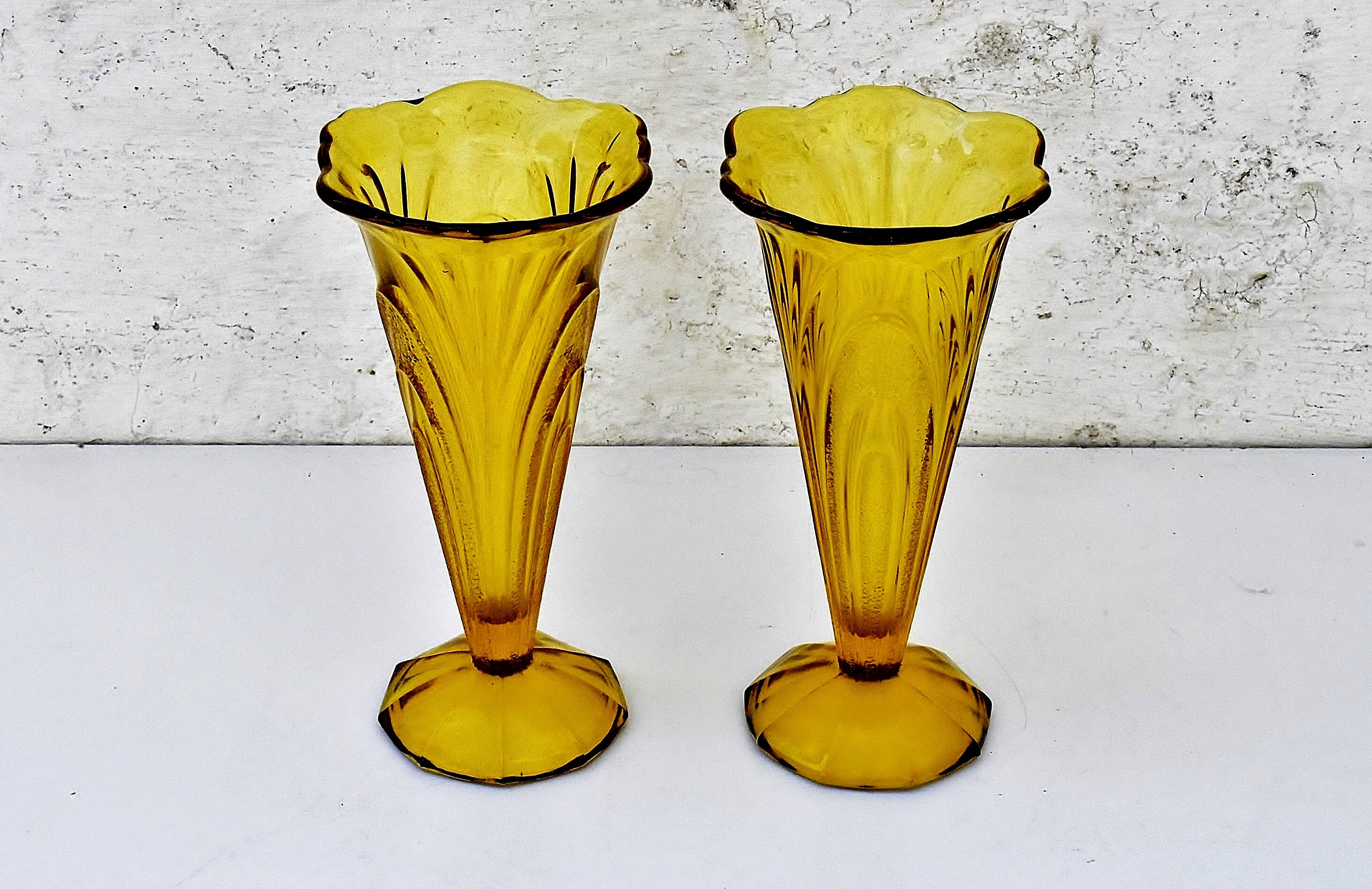 Art Deco Glazen Vazen in Geel Antiek Koppel Amber - Etsy