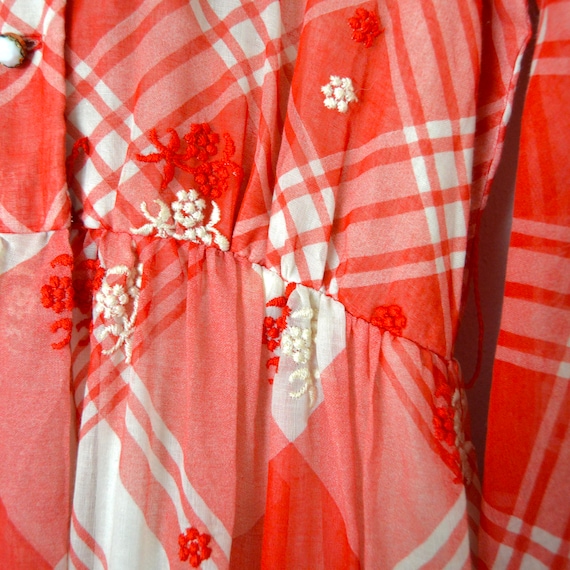 1970s Shirt Dress | White & Red Checkered Dress |… - image 6