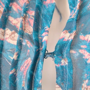 Petrol & Pink Blumen Tunika Bluse | 3/4 Ärmel Bluse Pintuck Top URBAN OUTFITTERS Bild 8