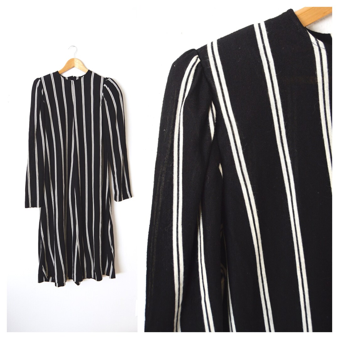black and white wrap dress Sleeveless Textured Knit Black Mini Dresses - Size:13 Spring & Summer