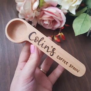 Personalised coffee scoop and bag clip, coffee lover gift, ground coffee measuring spoon storage bag holder