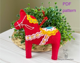 Felt Dala Horse Ornament Pattern: Swedish Scandinavian Decor (PDF Pattern)
