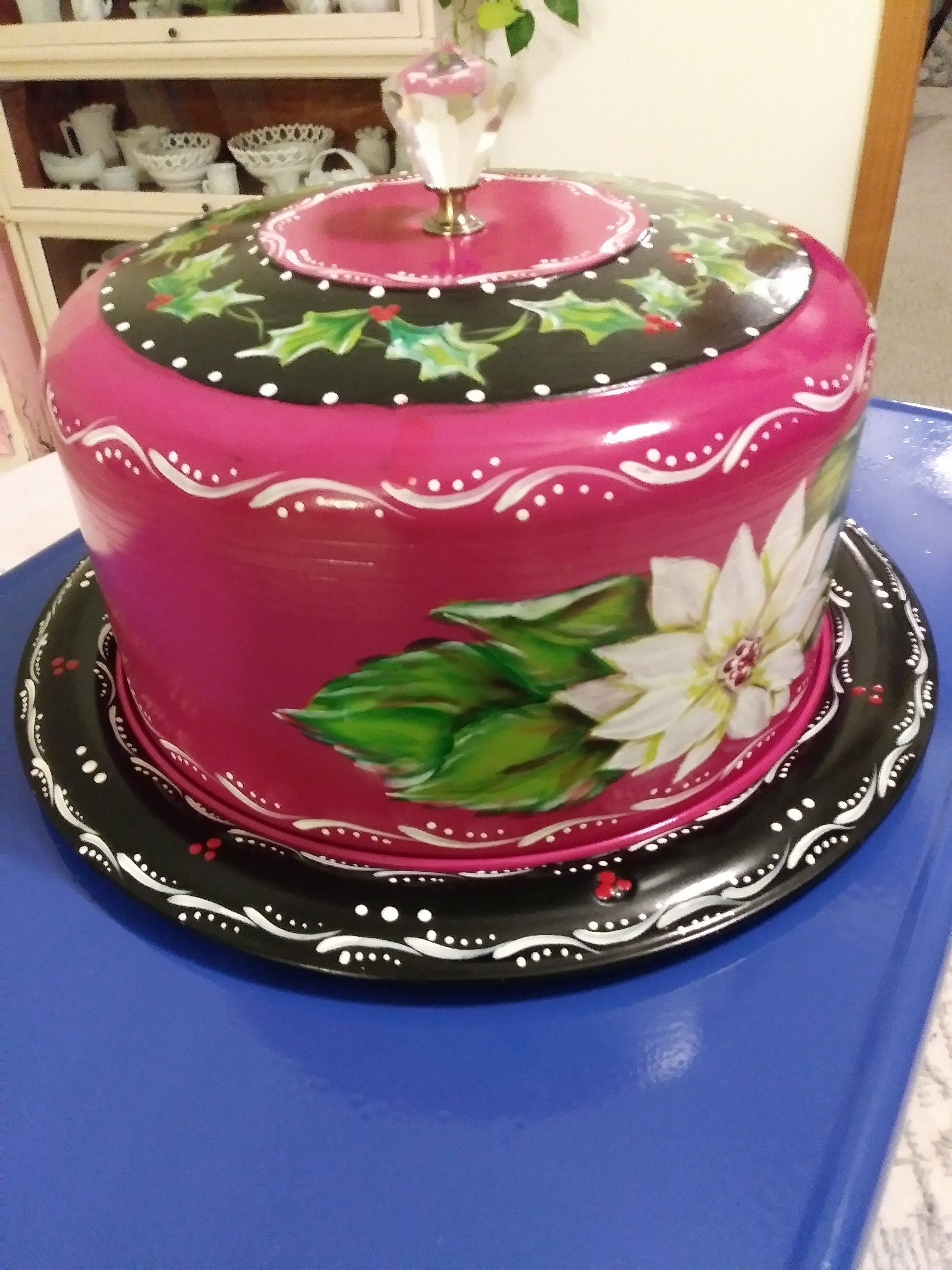 Vintage Holiday Cake Saver, Cake Cover, Hand Painted With Hot Pink Background, White Poinsettia